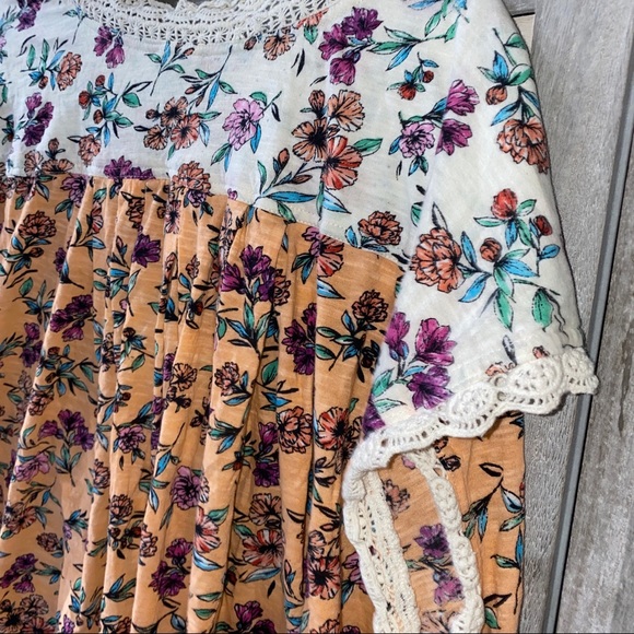 For The Republic Top With Crochet Detail - 3X - Picture 3 of 4